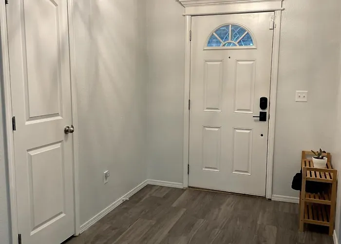Holiday home Spacious 3br Fast Wifi 7 Min From Downtown