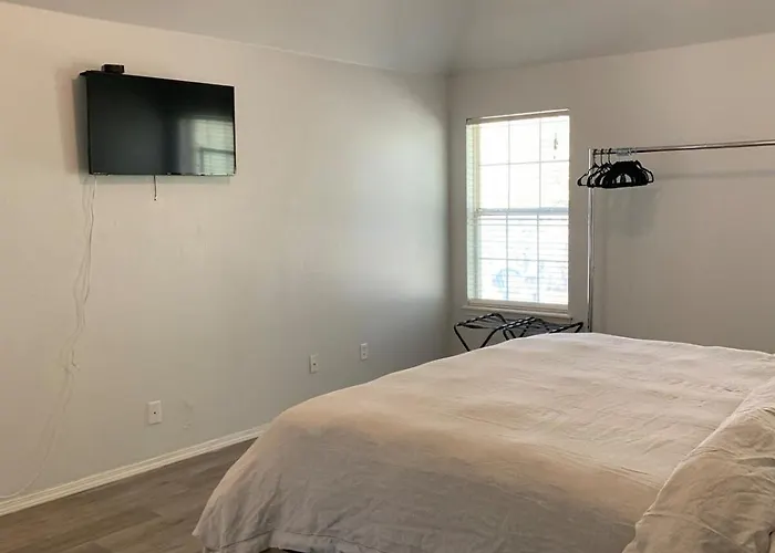 Holiday home Spacious 3br Fast Wifi 7 Min From Downtown