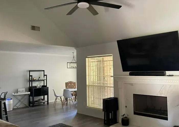 Holiday home Spacious 3br Fast Wifi 7 Min From Downtown